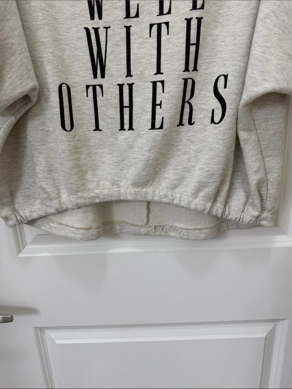 Ces Femme Cream Graphic Pullover "DRINKS WELL WITH OTHERS" - Picture 4 of 6